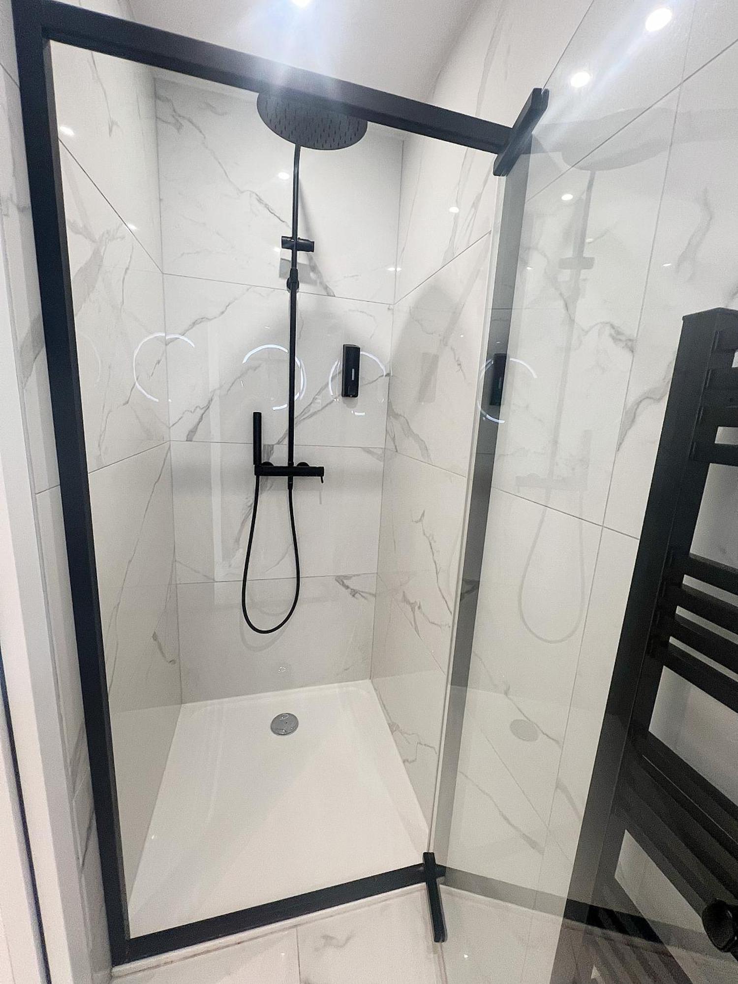 Le Petit Barbusse, Proche Centre Avec Netflix Apartment Реймс Екстериор снимка